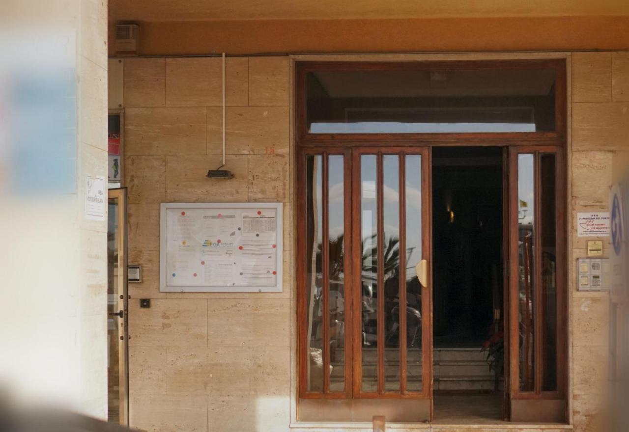 B&B Il Profumo Del Porto Trapani Exterior foto